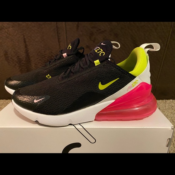 nike air 270s womens